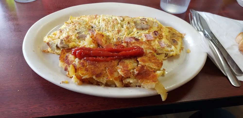 Meat Lovers Omelette Omelette Meat lvr wt Hash Browns Homemade